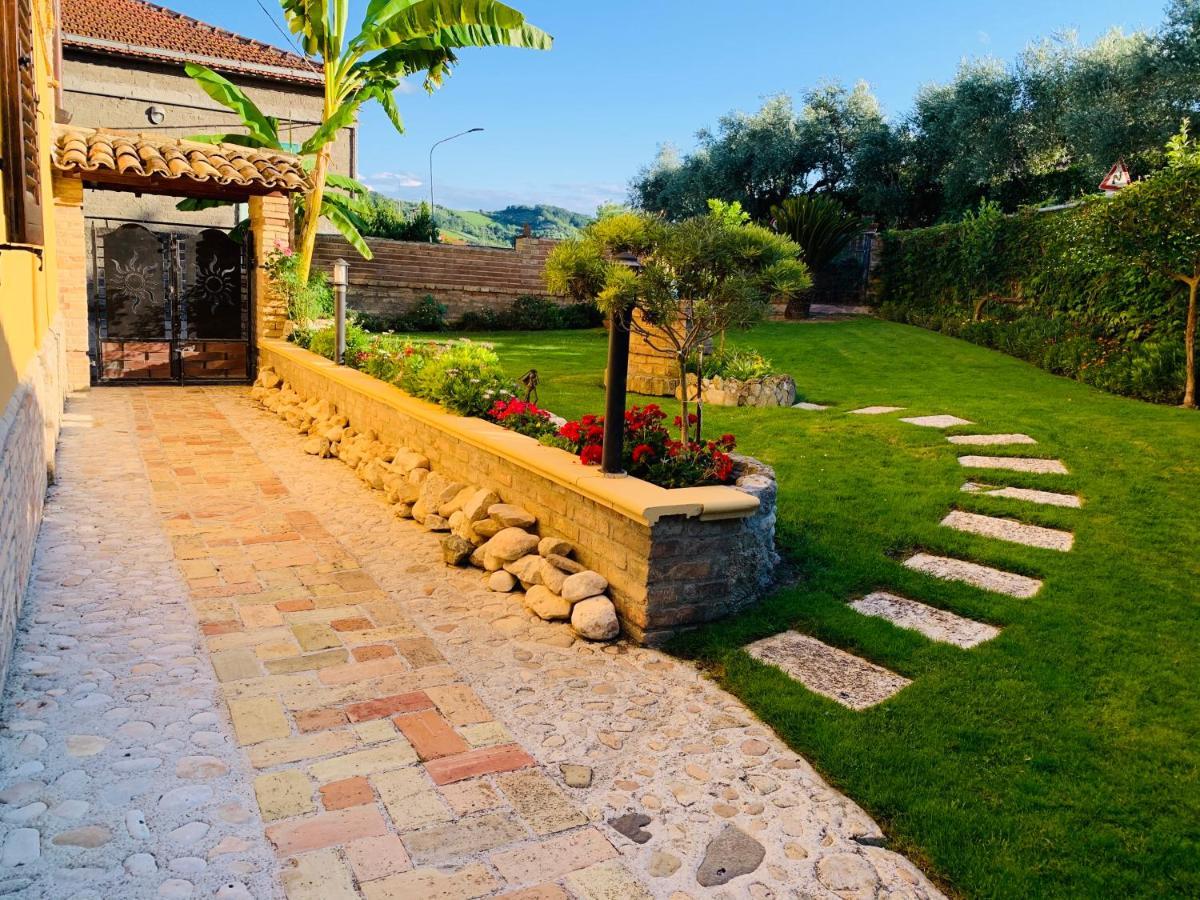 Flowery House Miglianico المظهر الخارجي الصورة