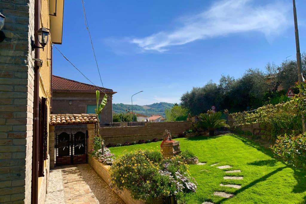 Flowery House Miglianico المظهر الخارجي الصورة